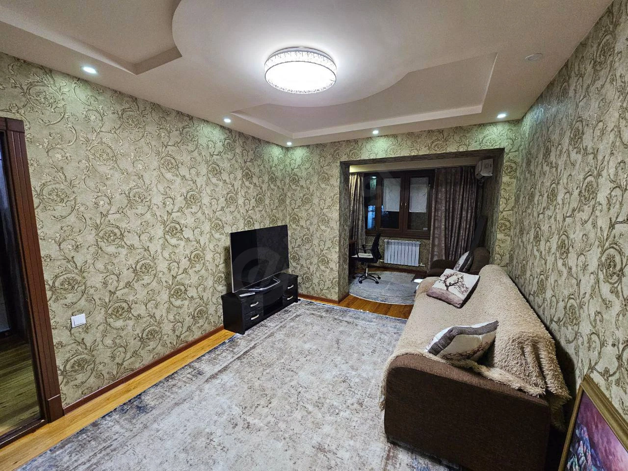 2-room apartment in Mirzo-Ulugbek district, 56 m² - Cover Photo