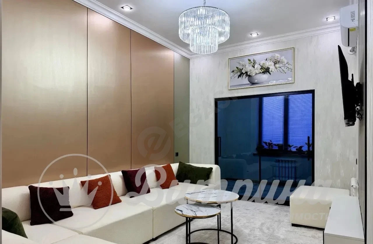 2-комнатная квартира Aviasozlar Plaza - Cover Photo