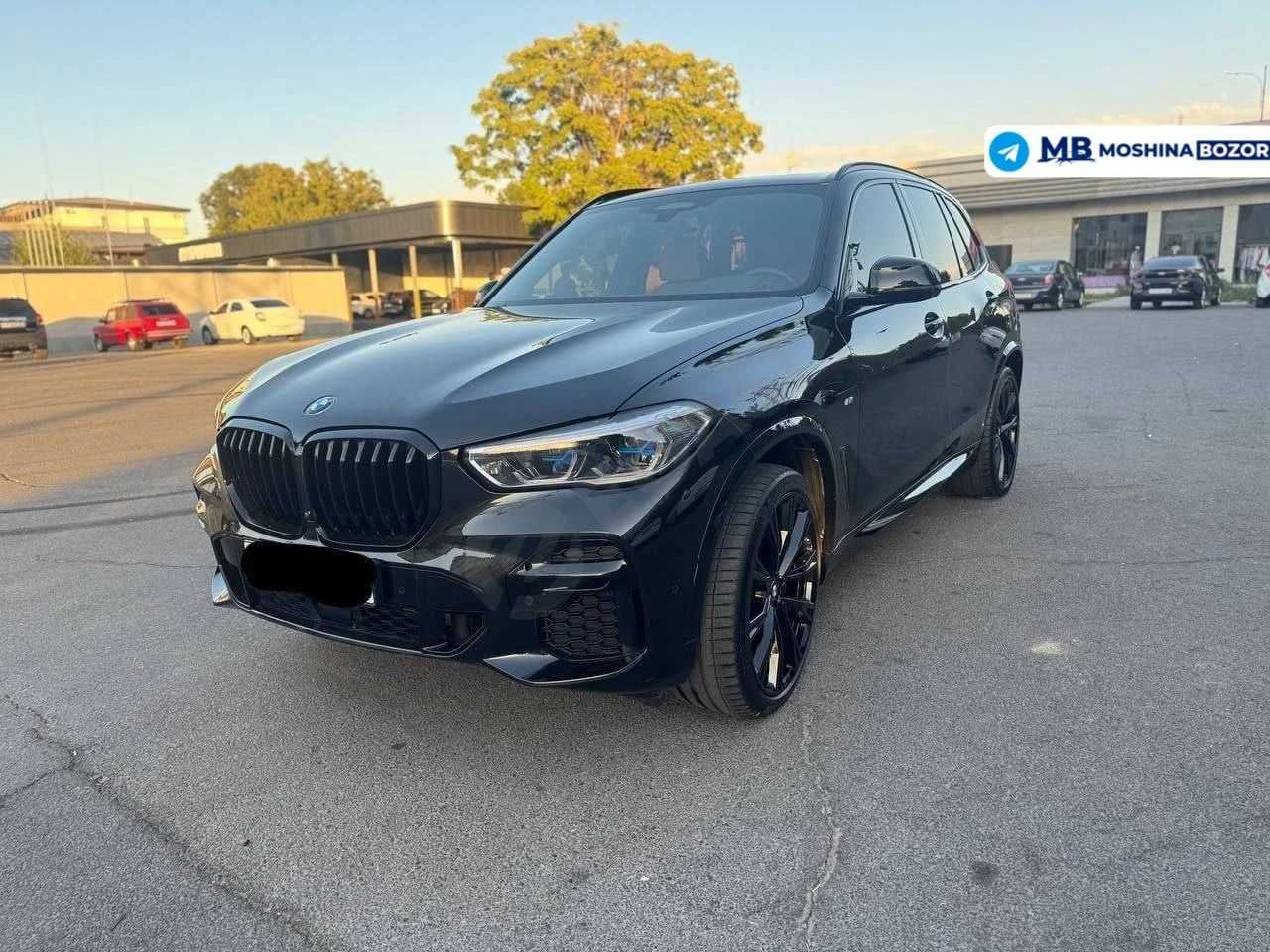 BMW X5 xDrive40i 2022 - Cover Photo