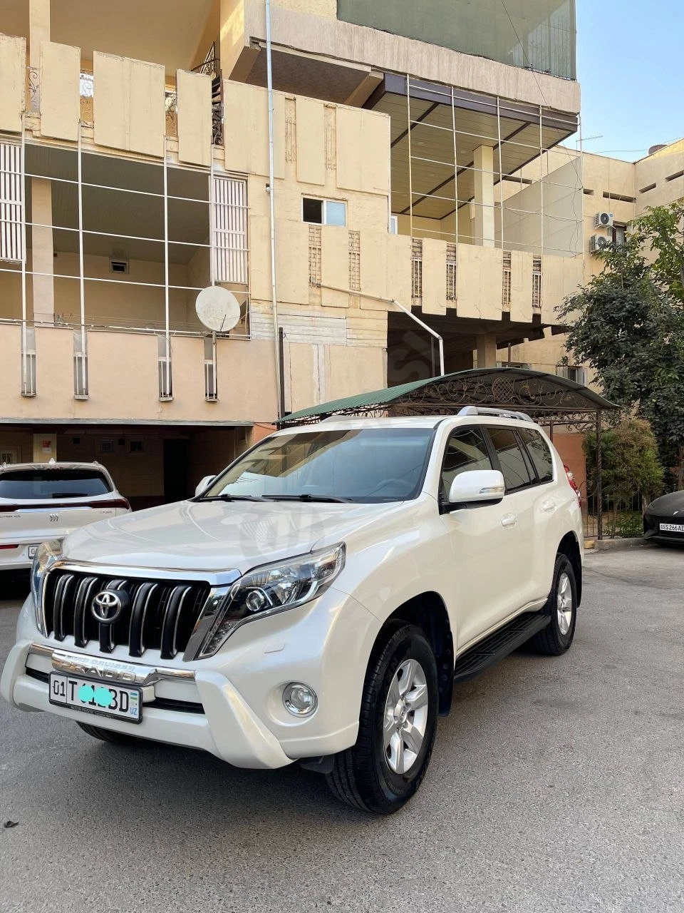 Toyota Prado 150 2014 - Cover Photo