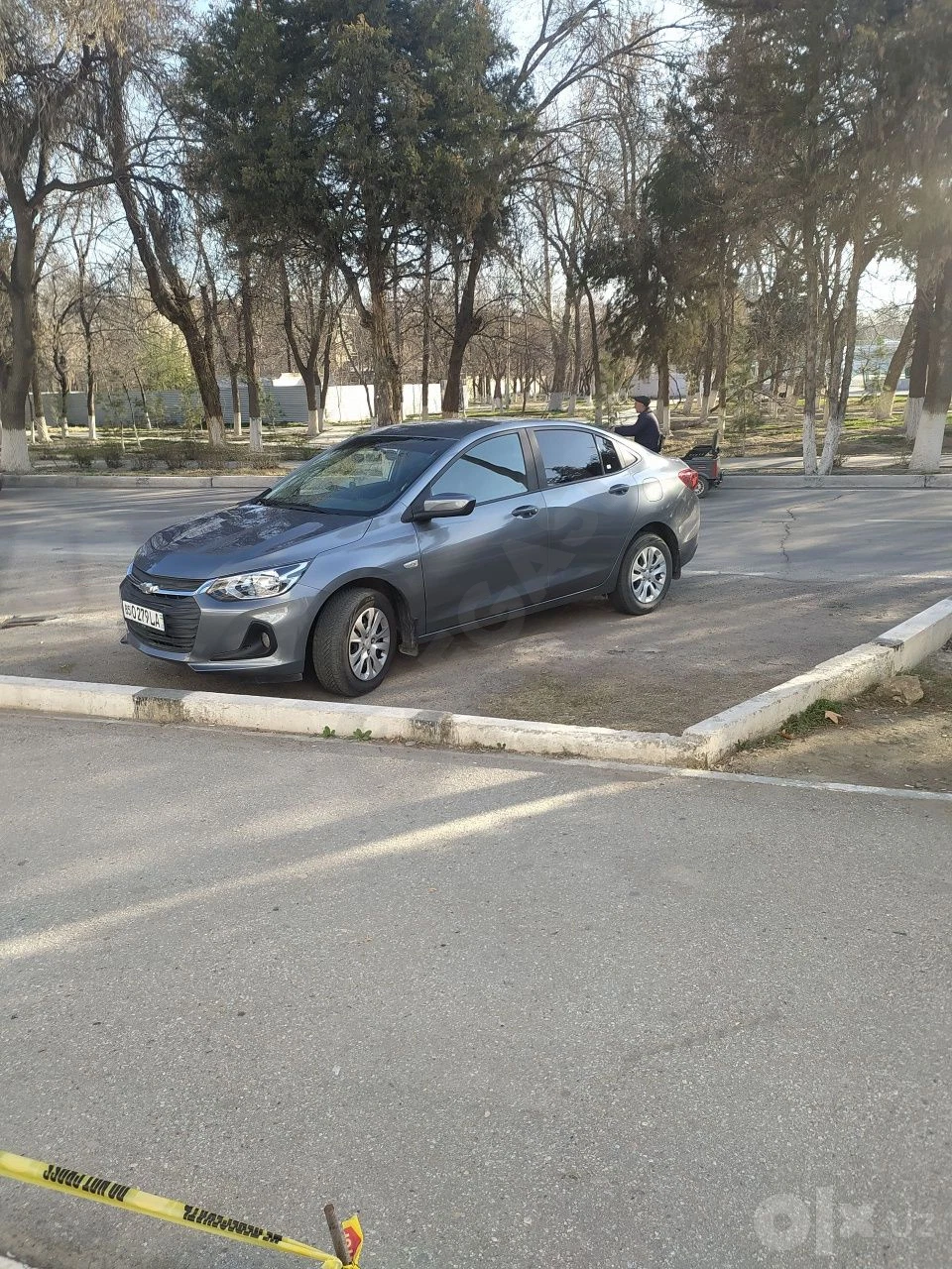 Onix avtomobil . - Cover Photo