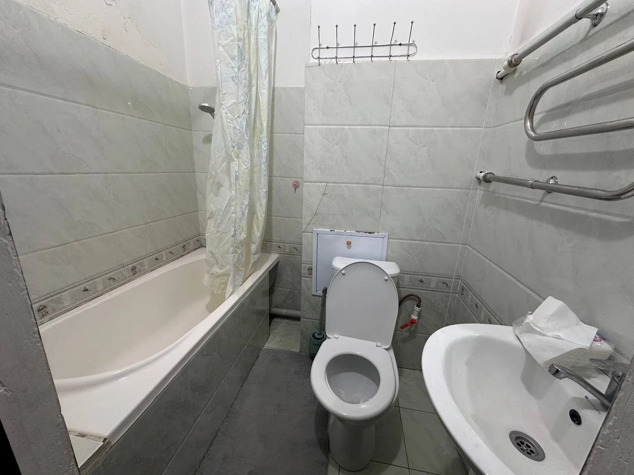 Image 4