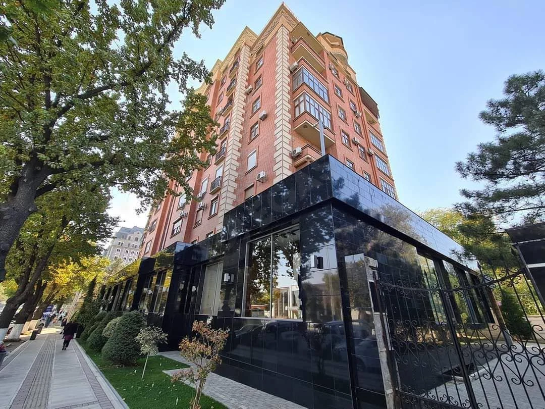 5-комнатная квартира GABUS 448 м² - Cover Photo
