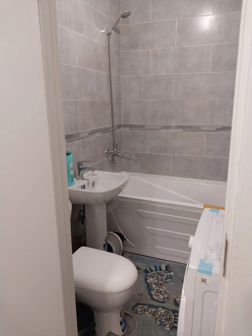 Image 1