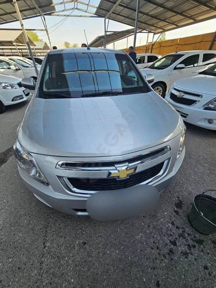 Chevrolet Cobalt, 2014 - Cover Photo