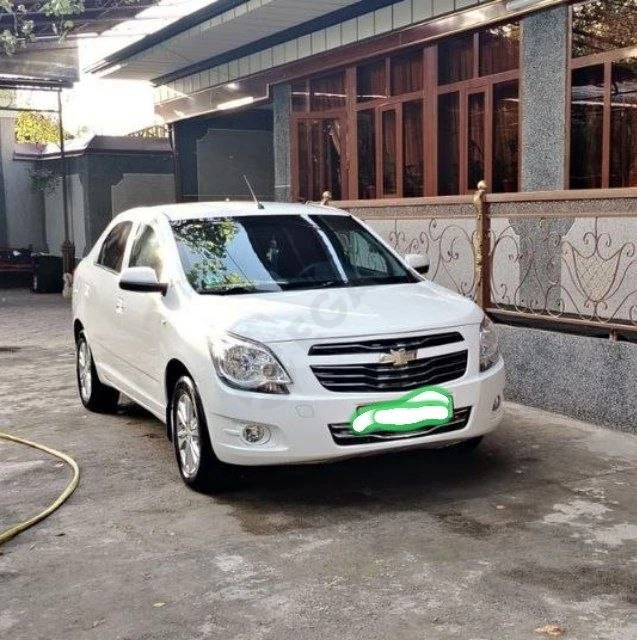 Chevrolet Cobalt 2018 - Cover Photo