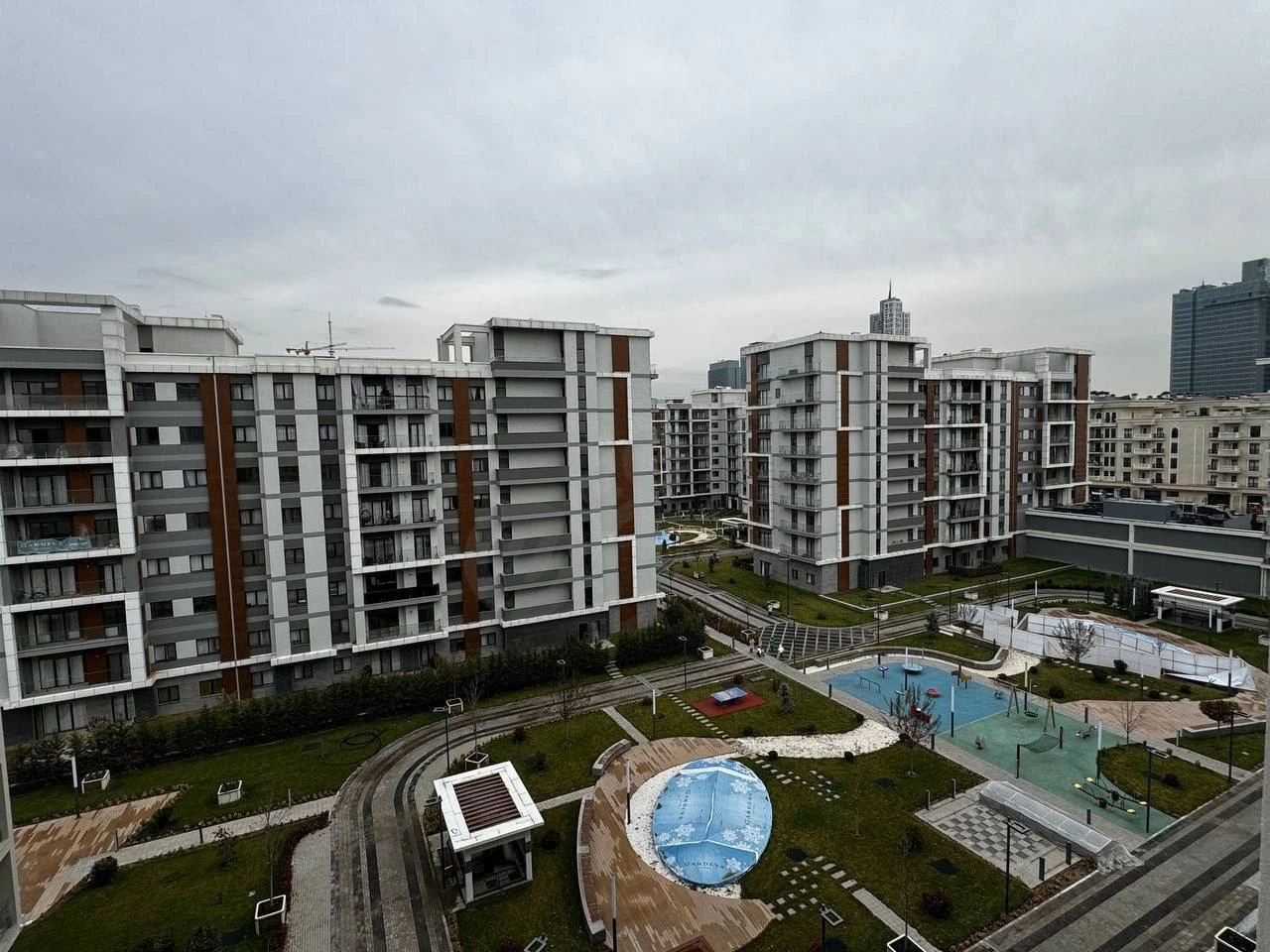 7 парковочных мест в ЖК Gardens Residence - Cover Photo