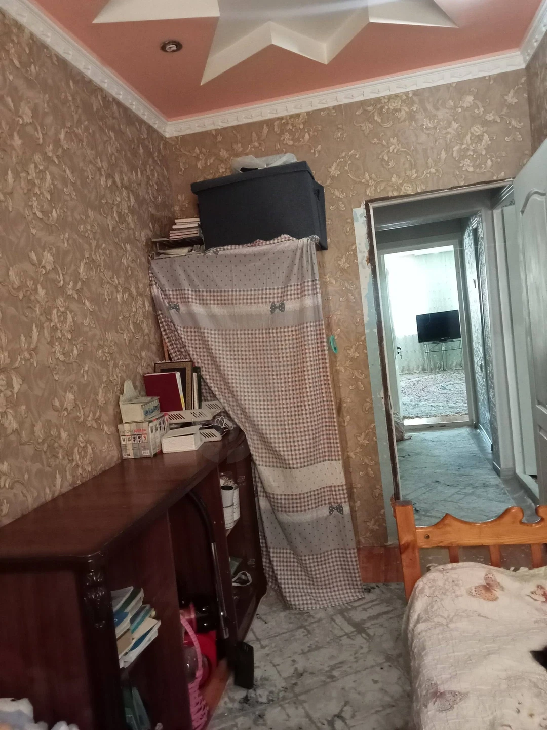 Image 1