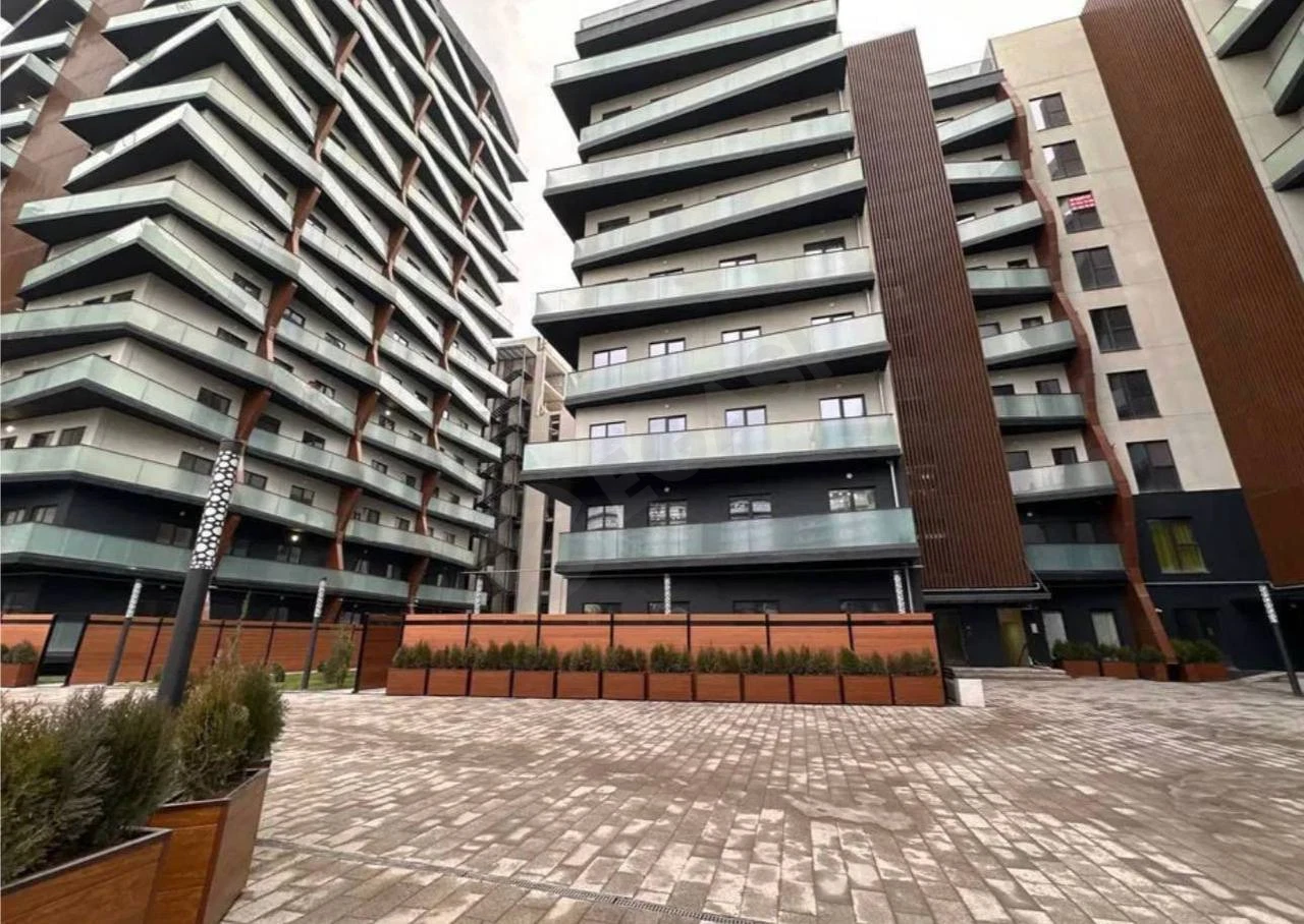 Apartment in JK Nur Namuna, 3 rooms, 75m², 8th floor - Cover Photo