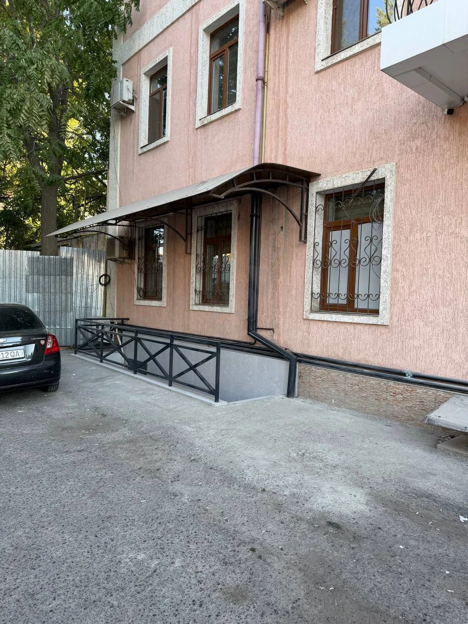 Помещение 210м2 в Яккасарайском районе - Cover Photo