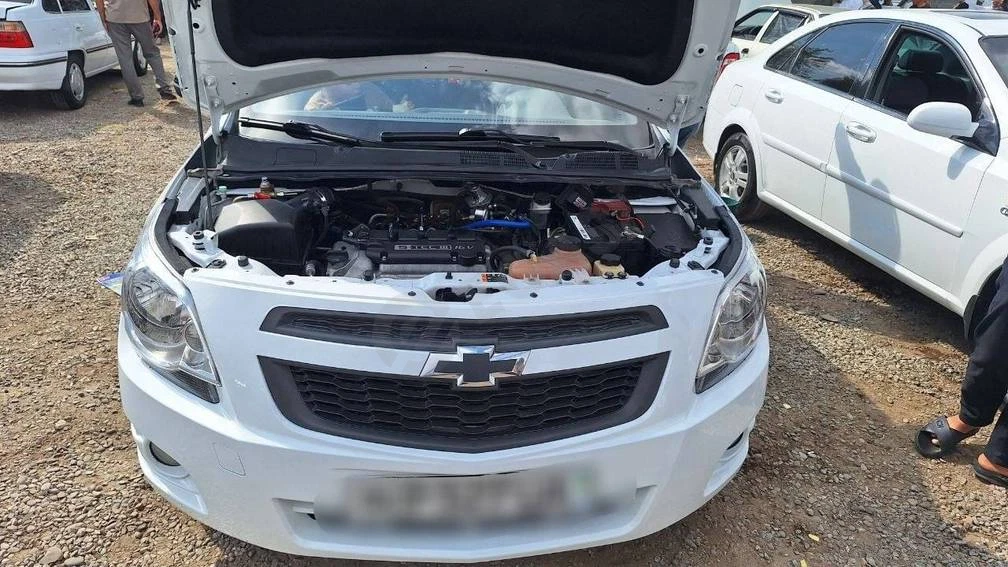 Chevrolet Cobalt, 2020 - Cover Photo