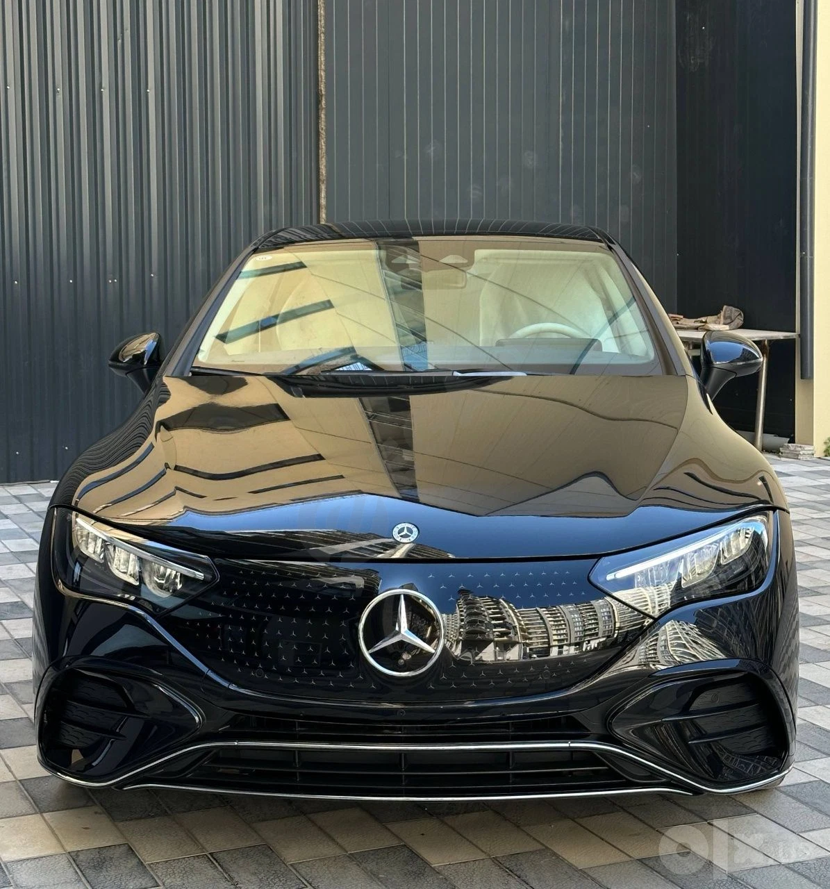 Mercedes Benz Eqe 300 4 matic - Cover Photo