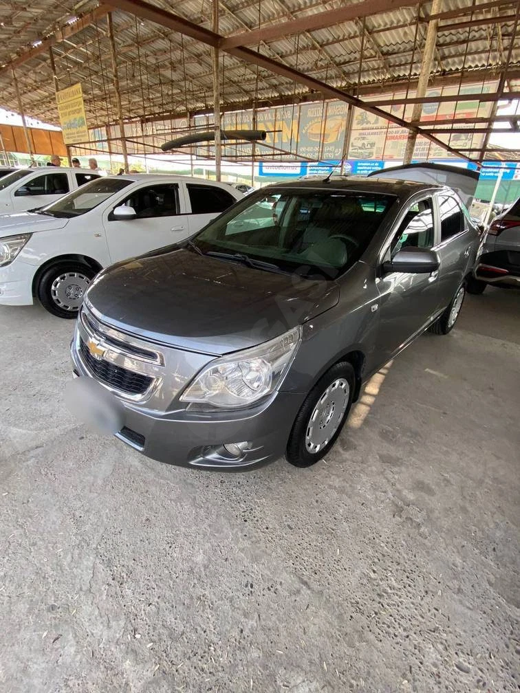 Chevrolet Cobalt, 2013 - Cover Photo