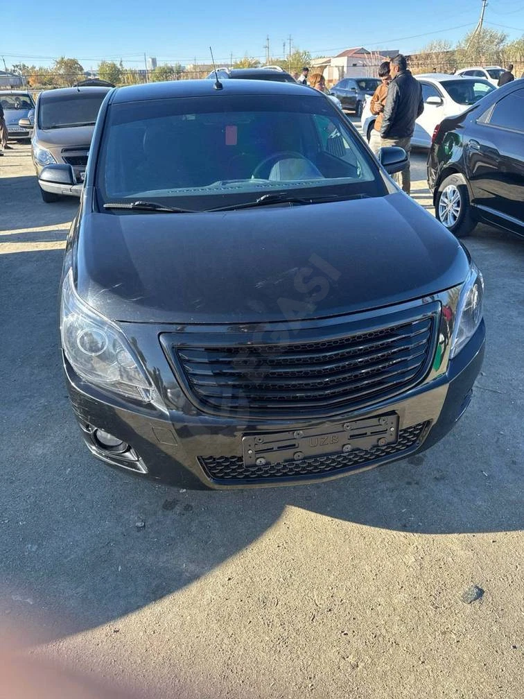 Chevrolet Cobalt, 2018 - Cover Photo