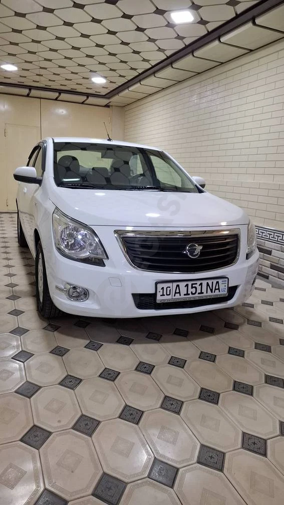 Chevrolet Cobalt, 2018 - Cover Photo