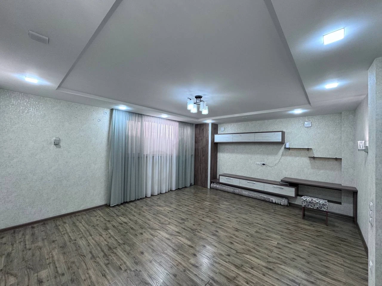 Танхаус в Мирзо-Улугбекском районе, 4 комнаты, 126 м² - Cover Photo
