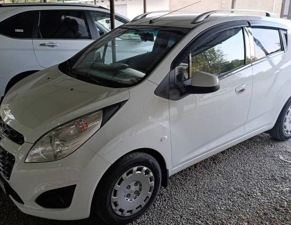 Chevrolet Spark, 2018 - Cover Photo