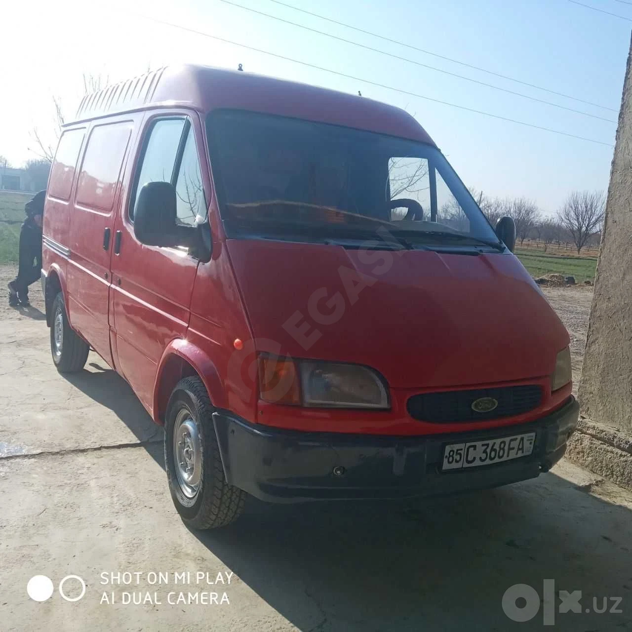 FORD SOTILADI holati yaxshi - Cover Photo