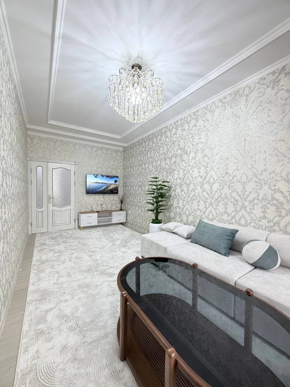 Квартира в Чилонзоре, Ташкент - Cover Photo