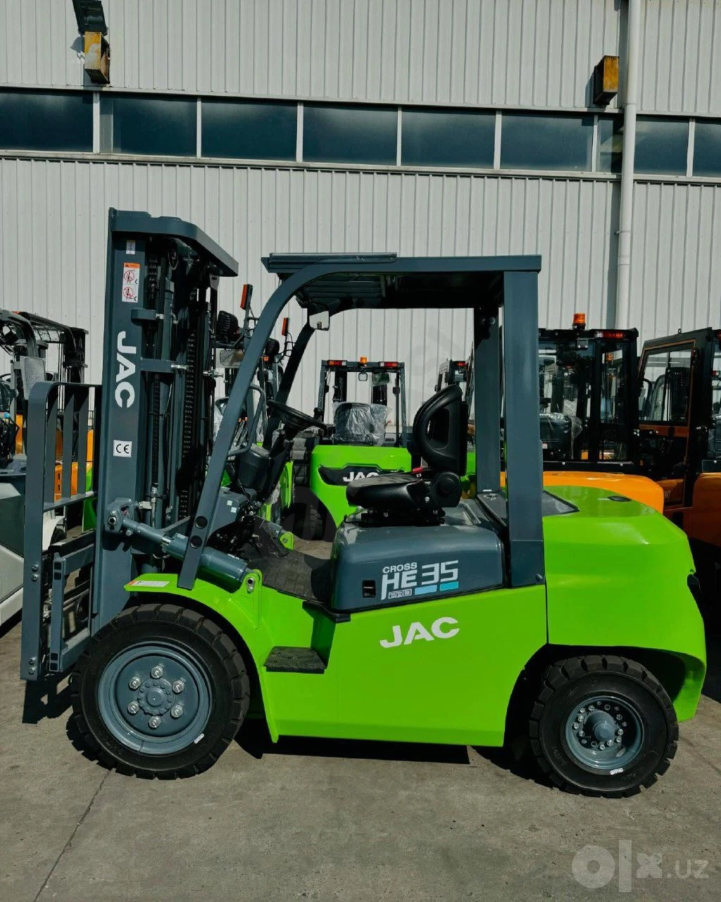 Электрический вилочный погрузчик JAC 3 тонный 3 метровый Авто Кара - Cover Photo