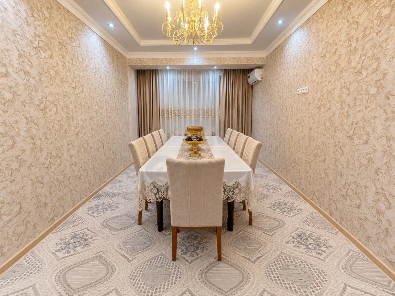 Duplex in Chilonzor 8, Tashkent — фото 1/2