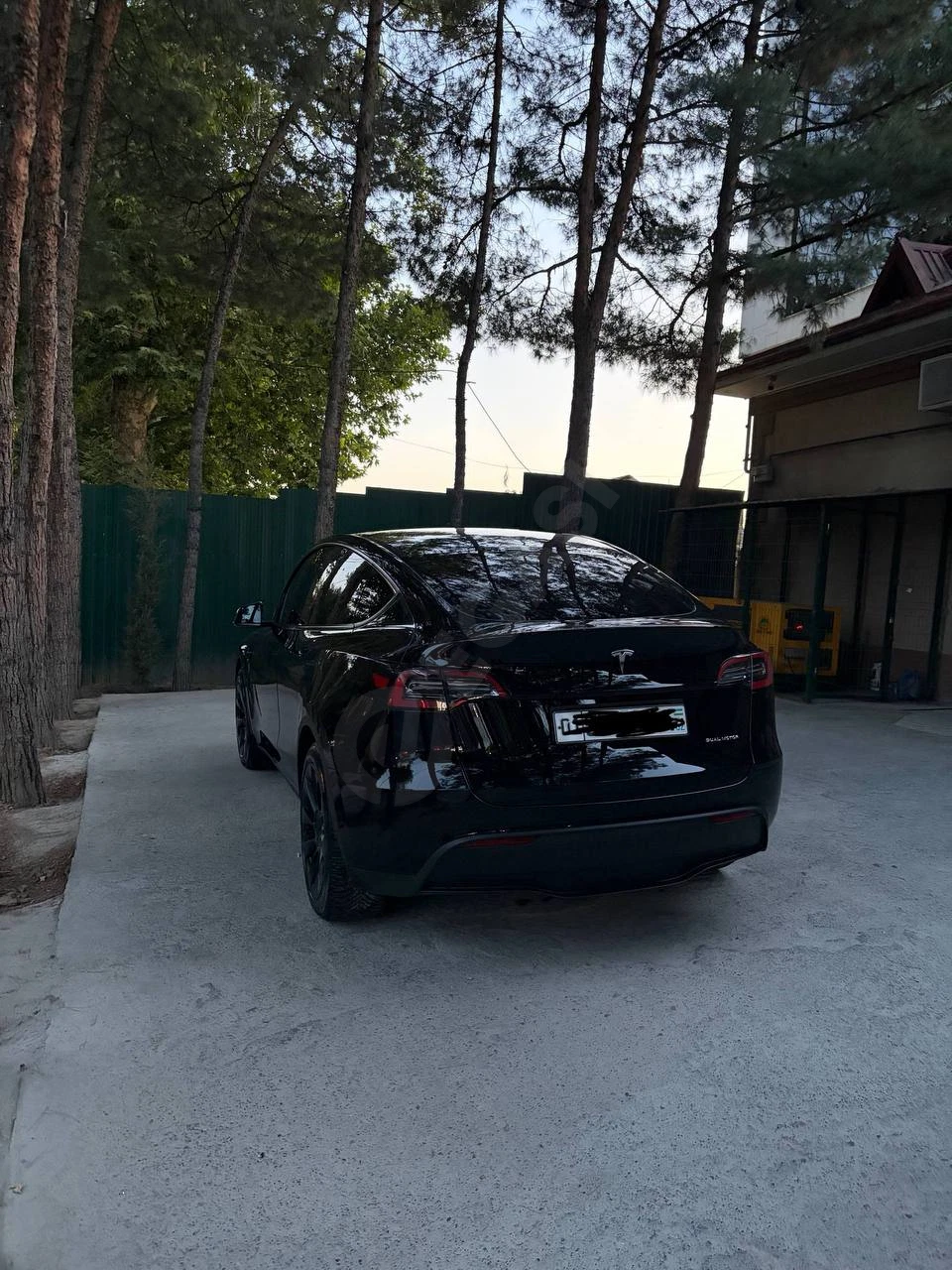 Tesla Model Y Long Range 2022 — rasm 2/2