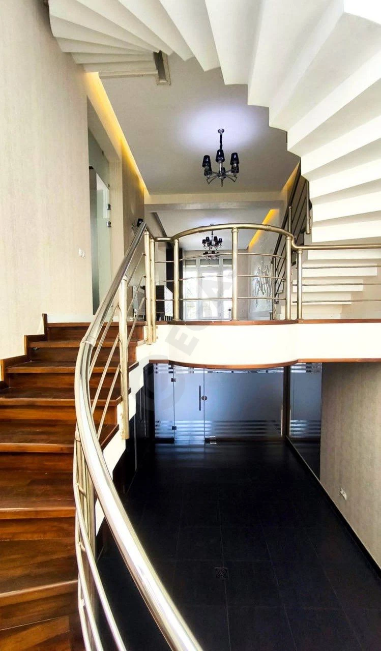 Дом под офис, 328м2, 4 этажа, Яккасарайский район — фото 7/8