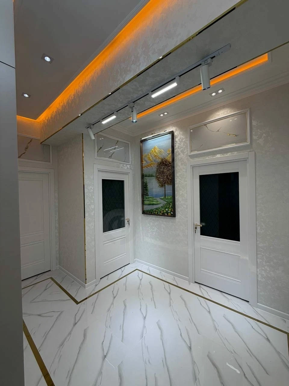 3-xonali kvartira, 70 m2, Almazar rayoni, 6/10 — rasm 7/8