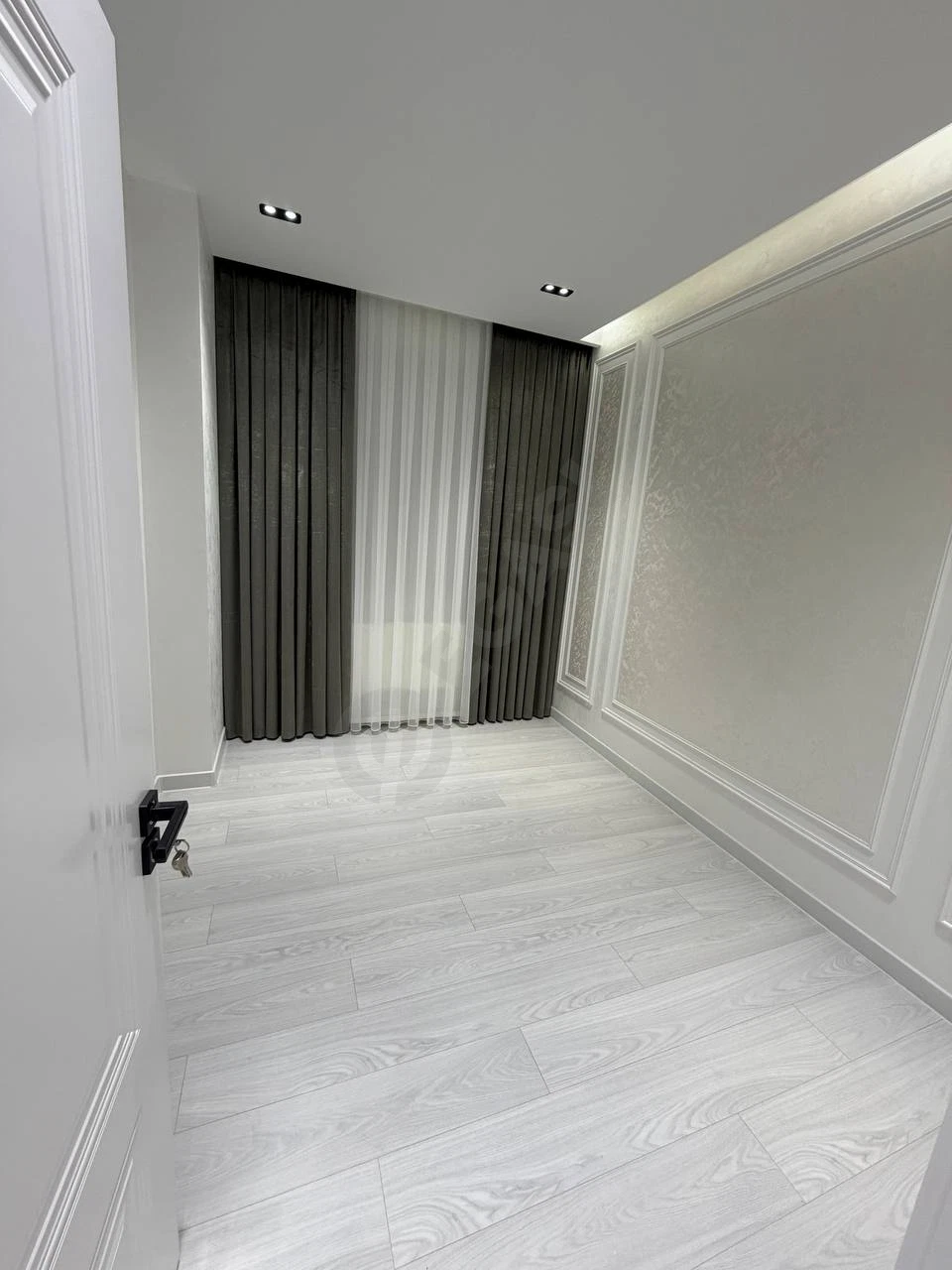 3/8/8 Apartment, euro renovation, terrace 31 m² — photo 5/8
