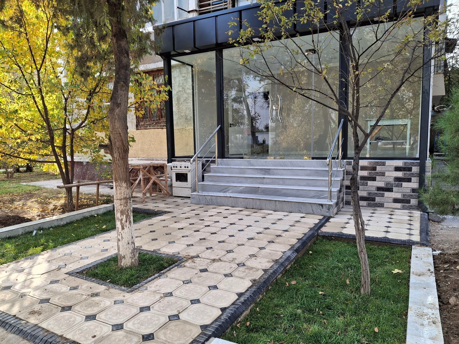 Office in Vasxoda Bozor near Islom Karimov 43 — rasm 2/8