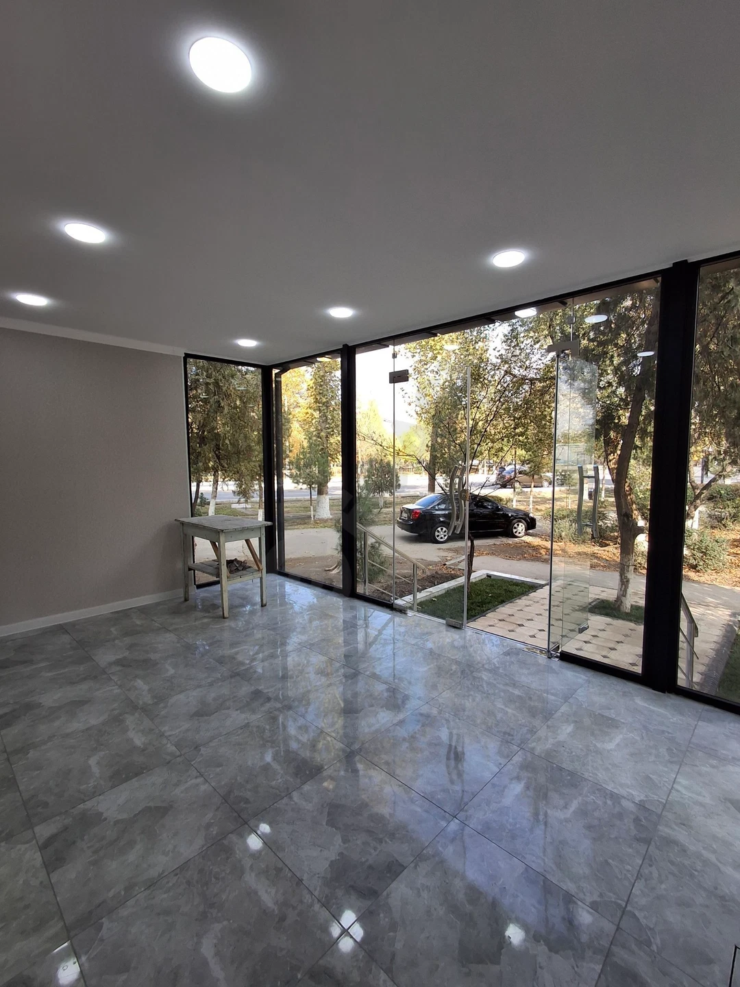 Office in Vasxoda Bozor near Islom Karimov 43 — rasm 7/8