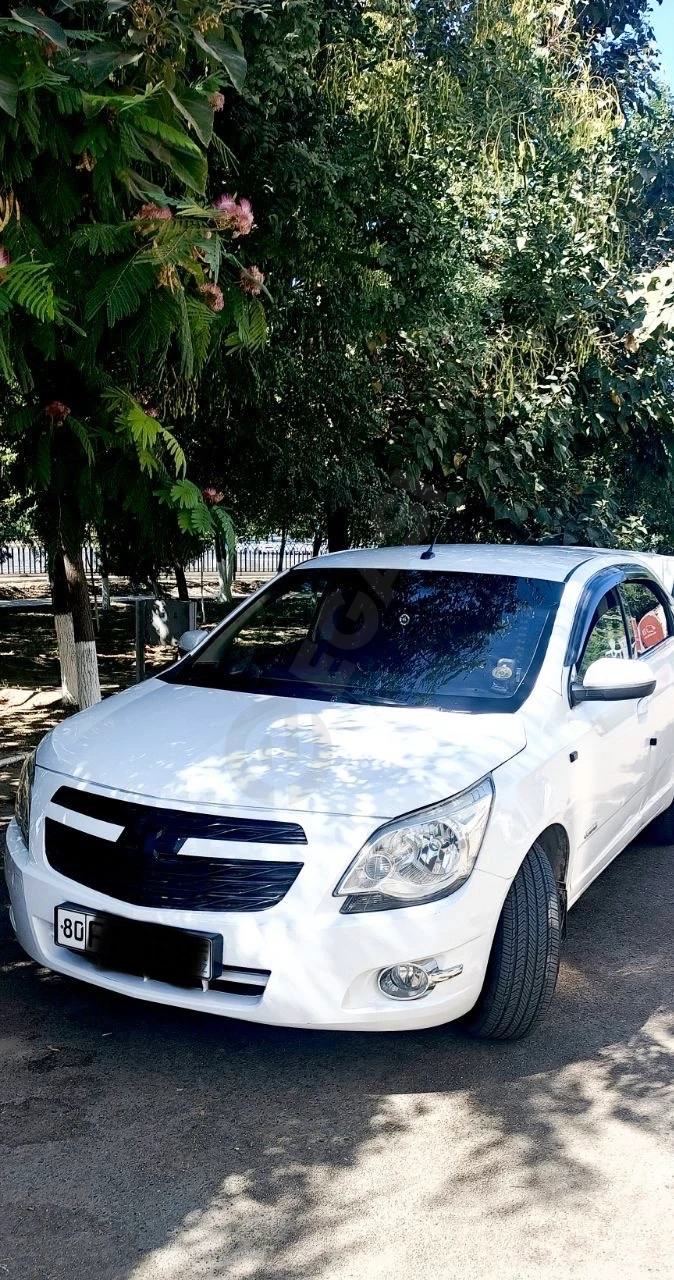 Chevrolet Cobalt 2015 - Cover Photo