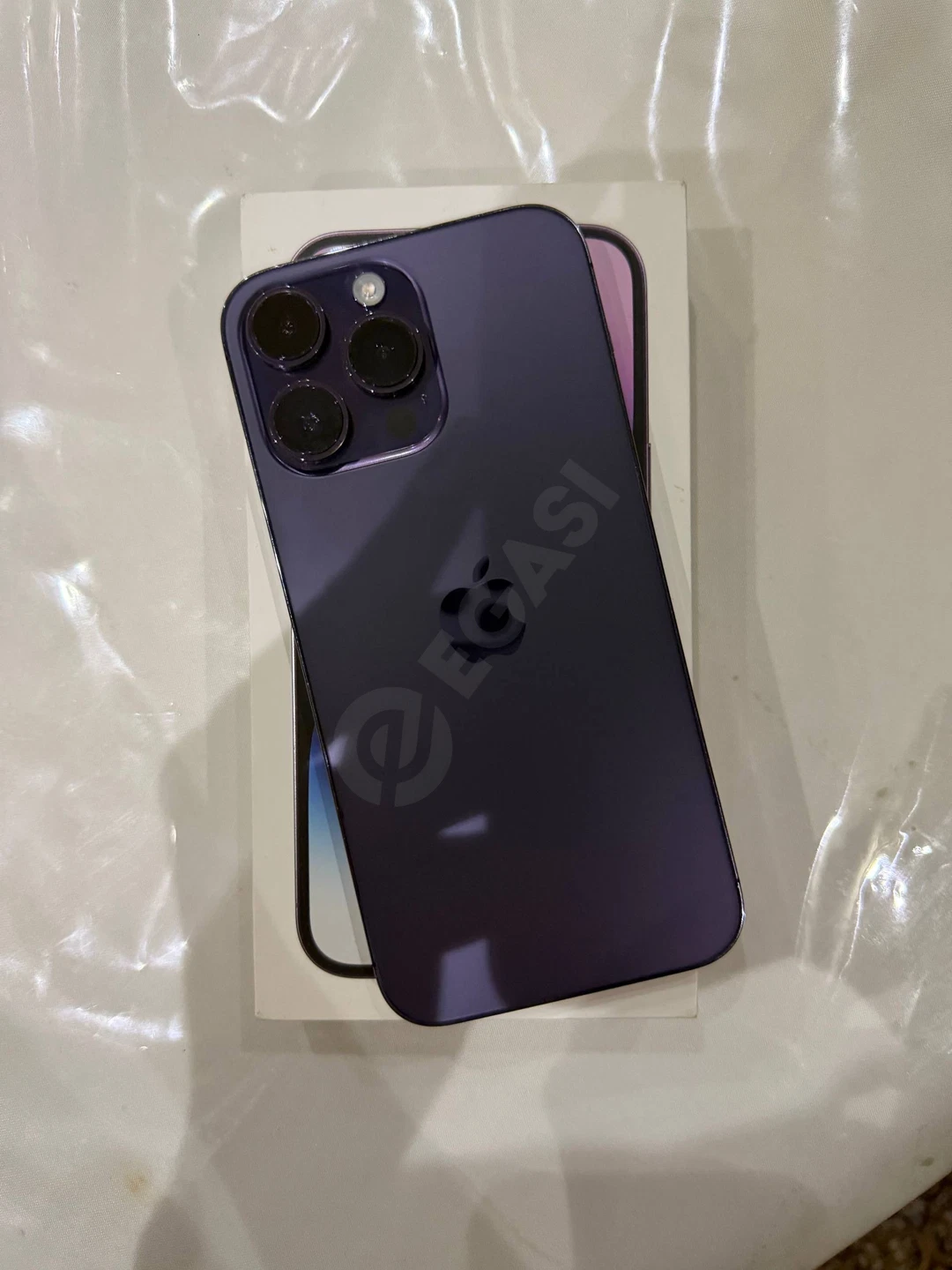 14 Pro Max - Cover Photo