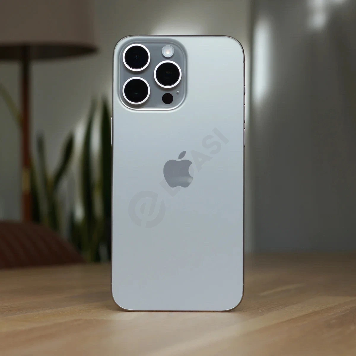 Iphone 15 pro max - Cover Photo