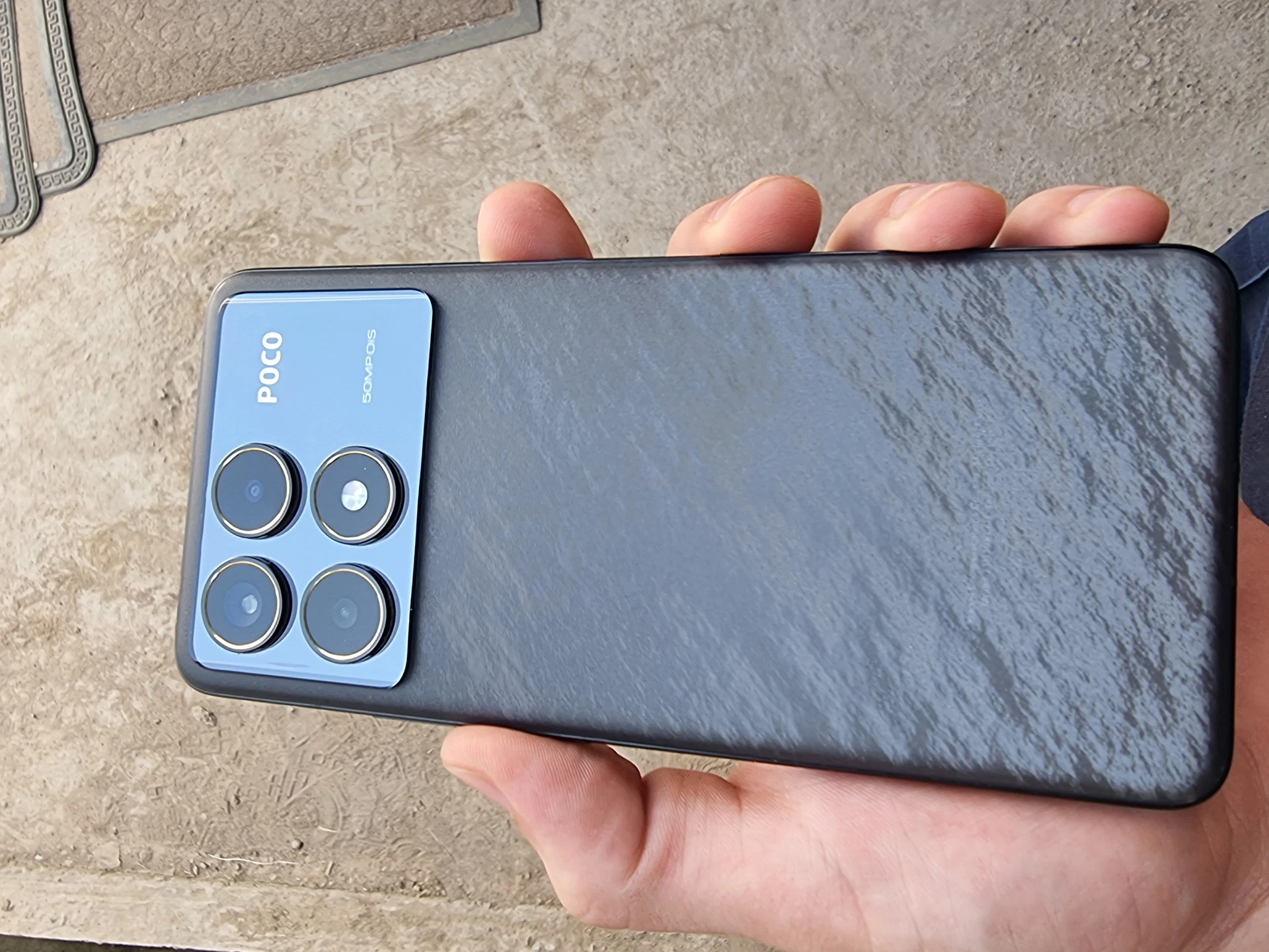 Poco f6 pro - Cover Photo