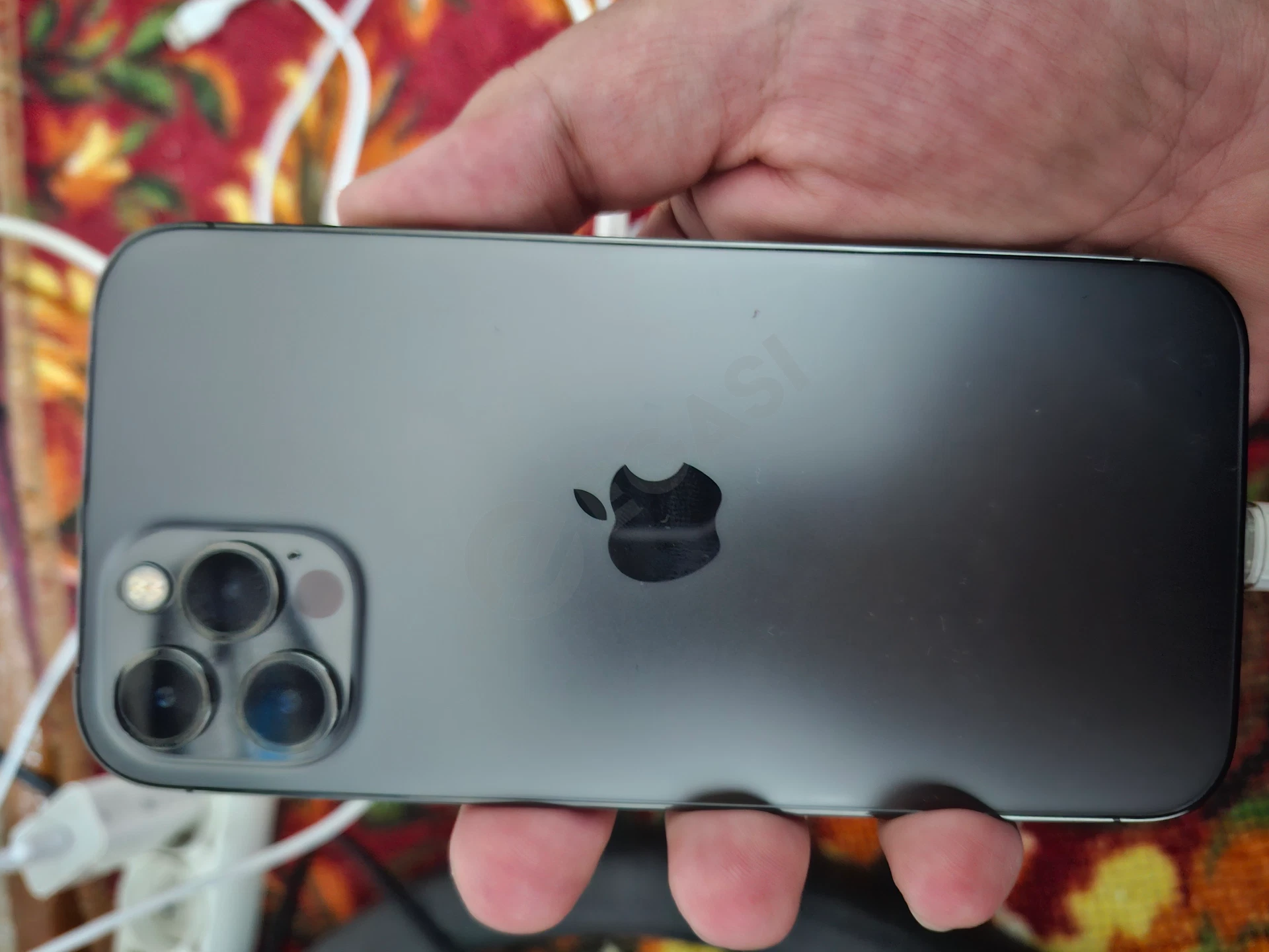 iphone 12 pro - Cover Photo