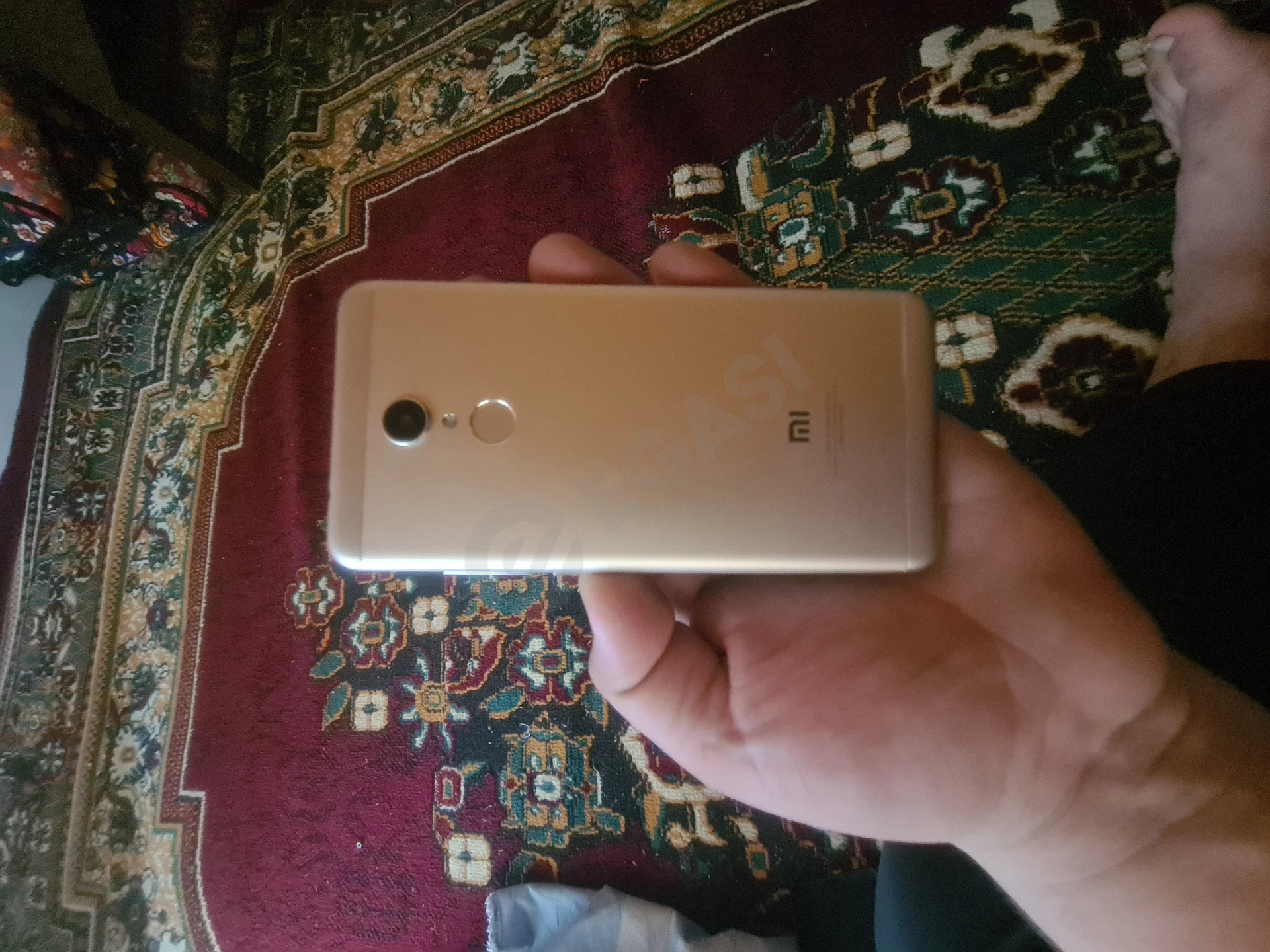 redmi 5 - Cover Photo