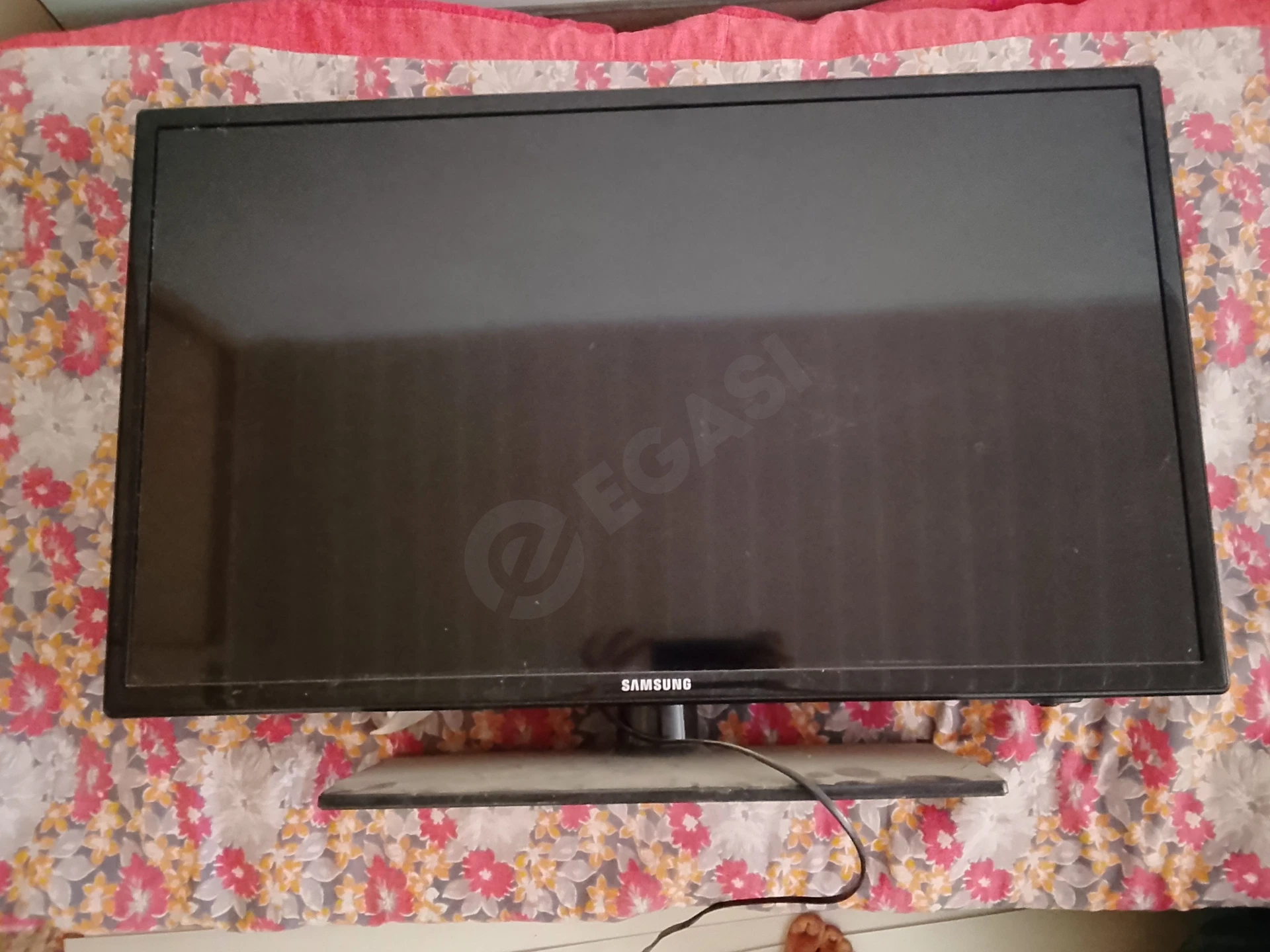 Samsung tv 32 original - Cover Photo