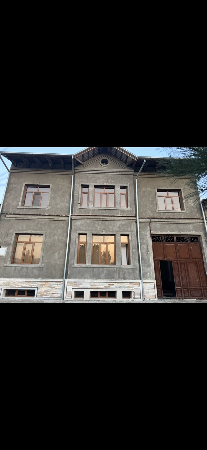 Toshkent Nazararbekda 4 sotixli 2 qavatli shinam hovli uy - Cover Photo