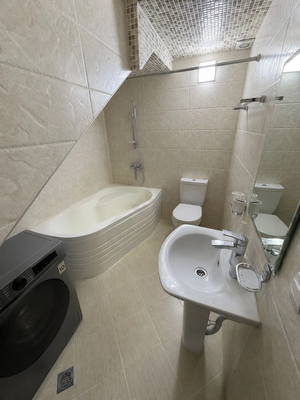 Image 6