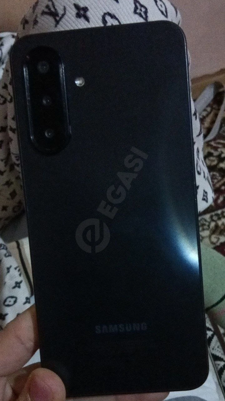 Samsung A17 - Cover Photo