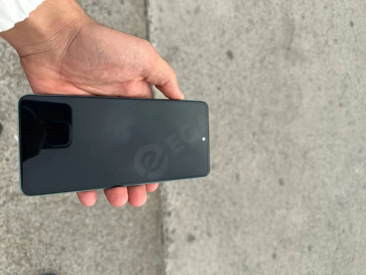Vivo v27 e Telefon - Cover Photo
