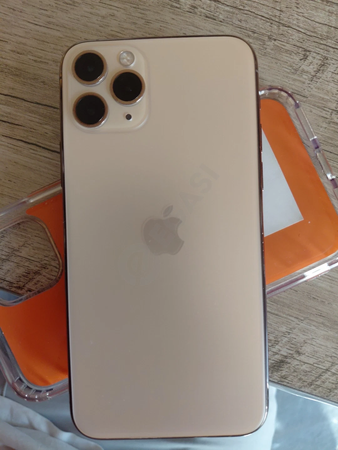 11 Pro 256gb karopkasi bor Bita batareyka almashgan ussilenisiga Qogan hamma joyi ishlidi aybi yok narhi 255$ - Cover Photo
