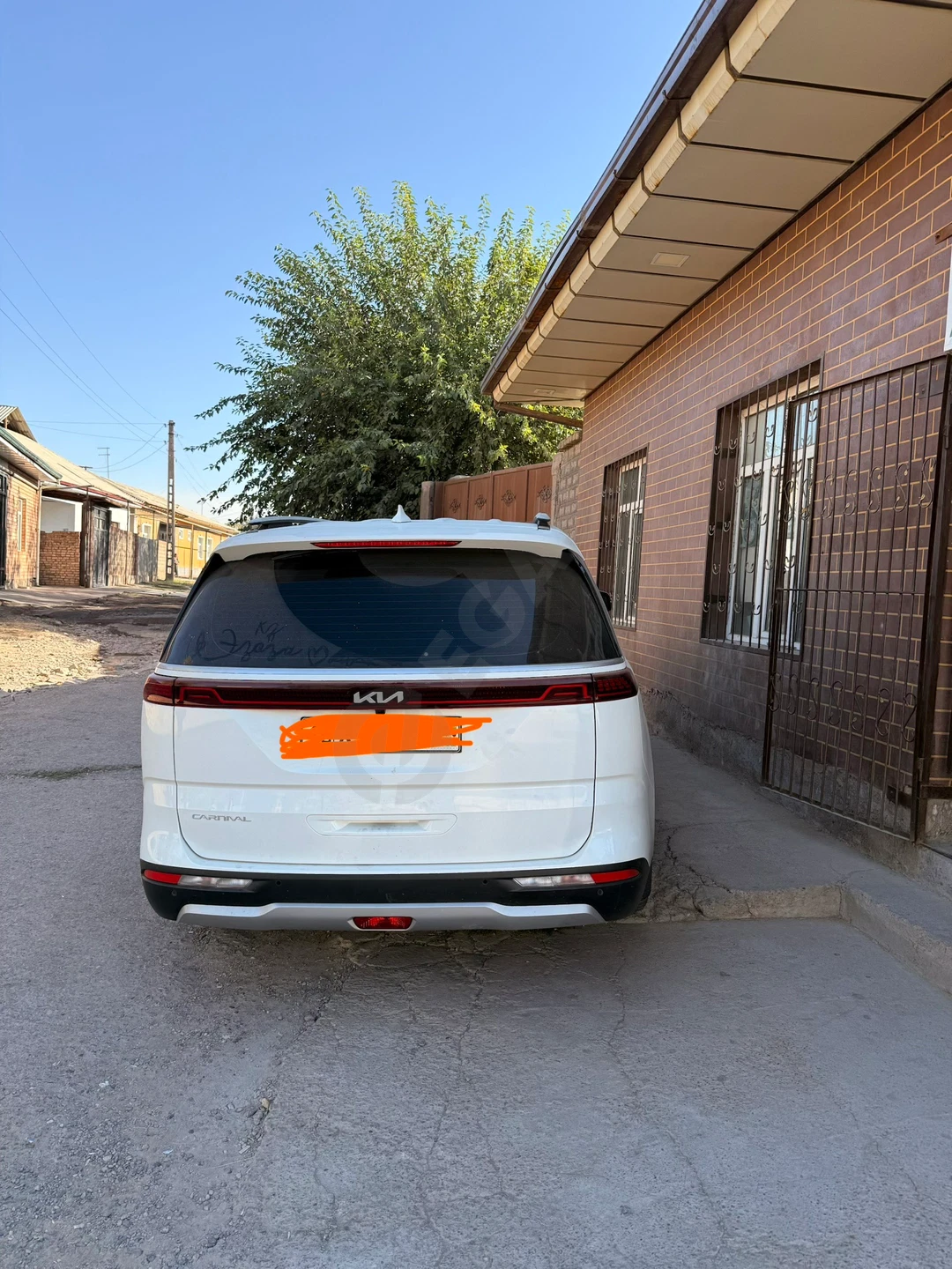 Kia carnival — rasm 3/7