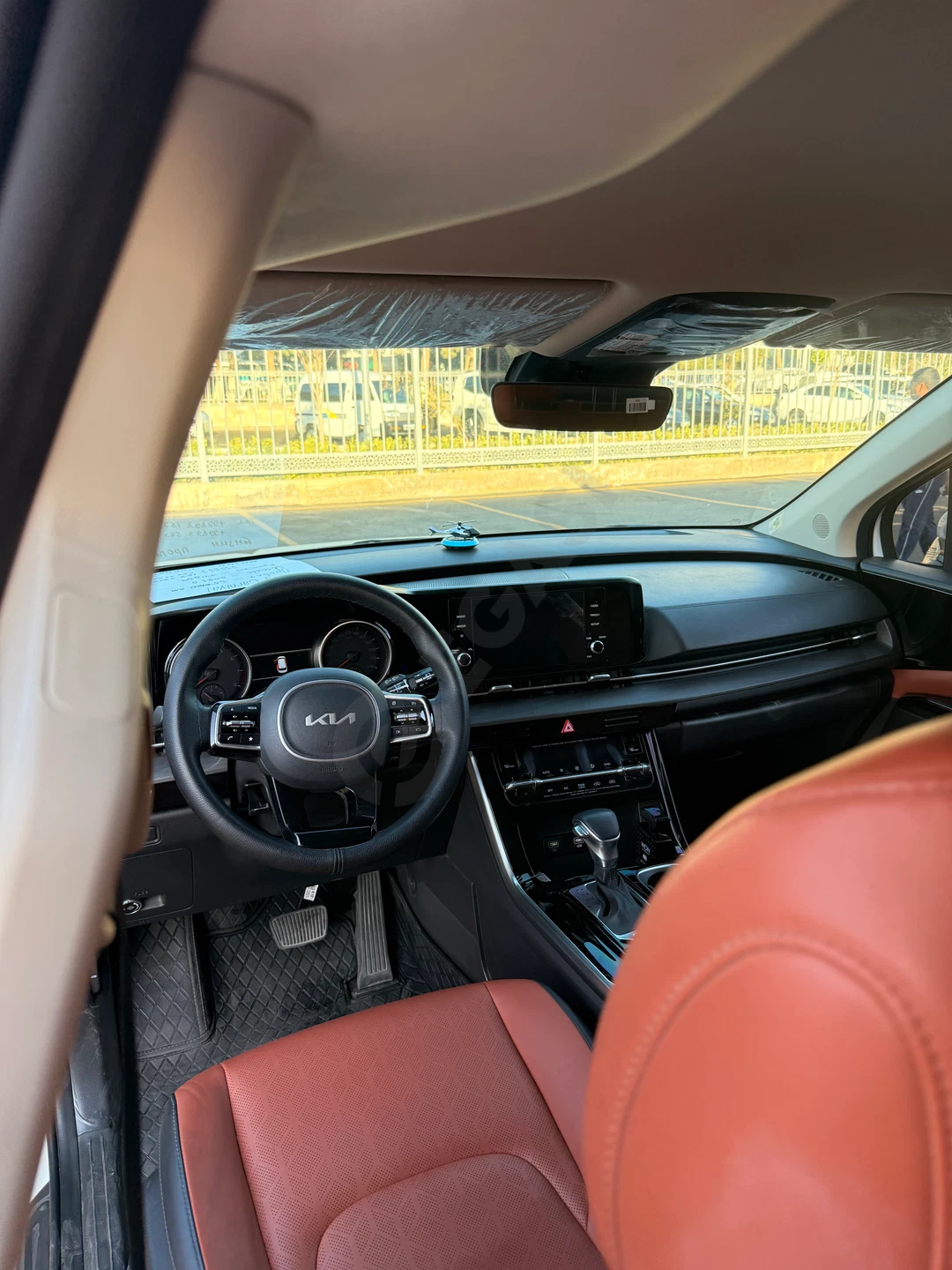 Kia carnival — rasm 7/7