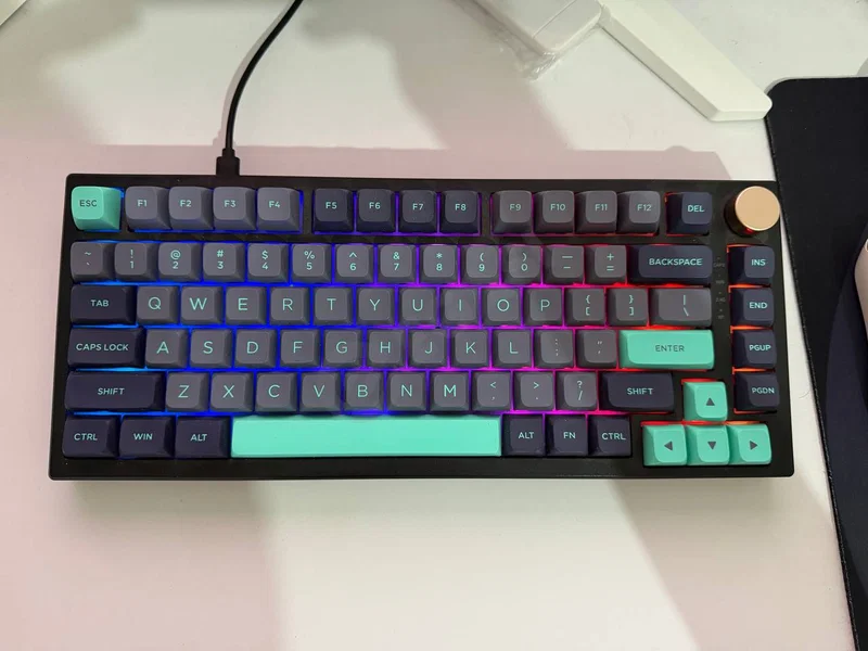 VGN V75 mexanik (simsiz+simli) klaviatura sotiladi - Cover Photo