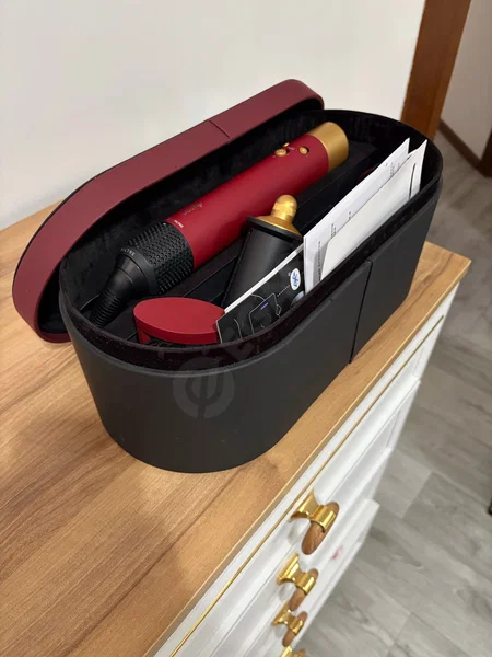 Dyson Supersonic Nural HD16 Red Velvet / Gold - Cover Photo