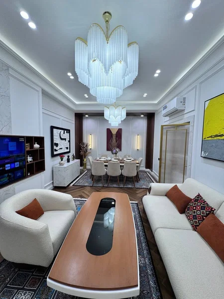Sotiladi: 4 xonali hovli uy, 120 m², Yunusobod - Cover Photo