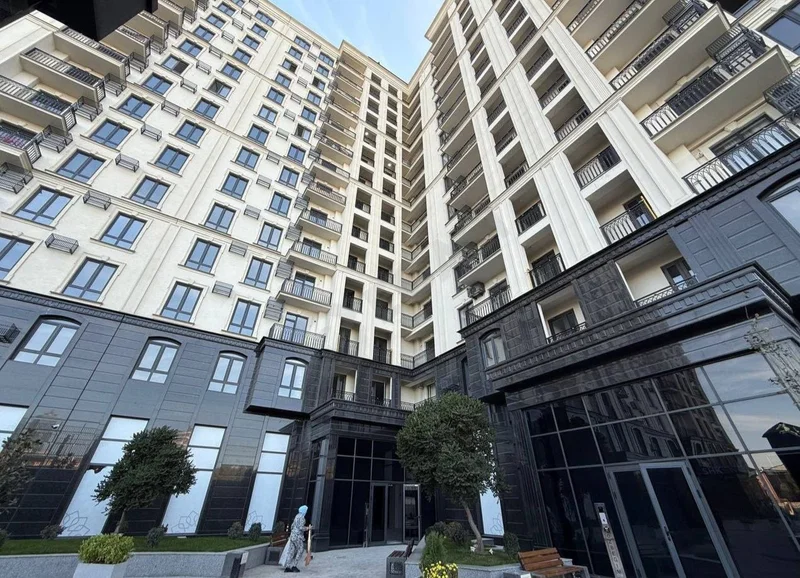 Sotiladi: 2 xonali kvartira, 57 m², Yakkasaroy - Cover Photo