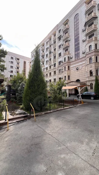 Sotiladi: 2 xonali kvartira, 60 m², Yakkasaroy - Cover Photo